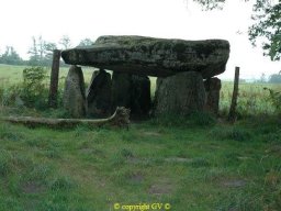 dolmen_borderie_04