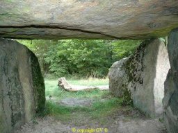 dolmen_borderie_08