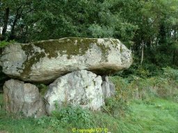 dolmen_borderie_15
